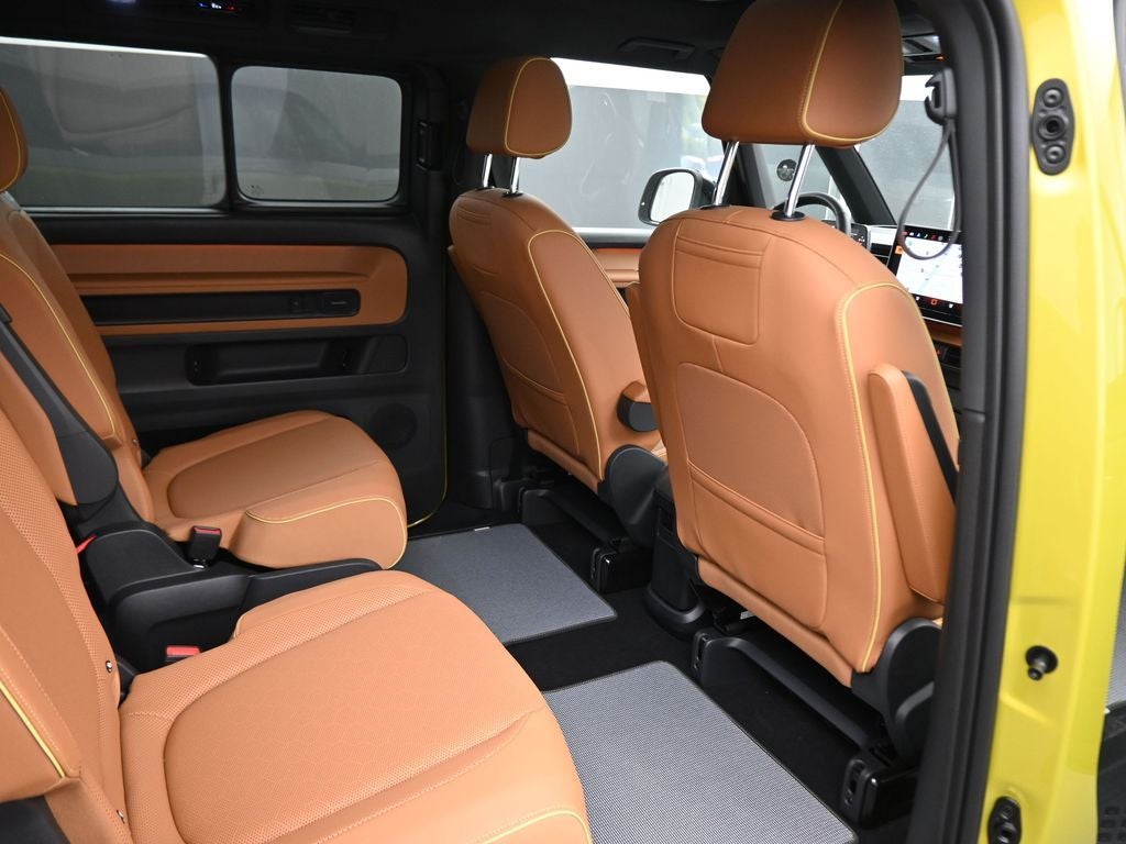 2025 Volkswagen ID. Buzz Pro S Plus