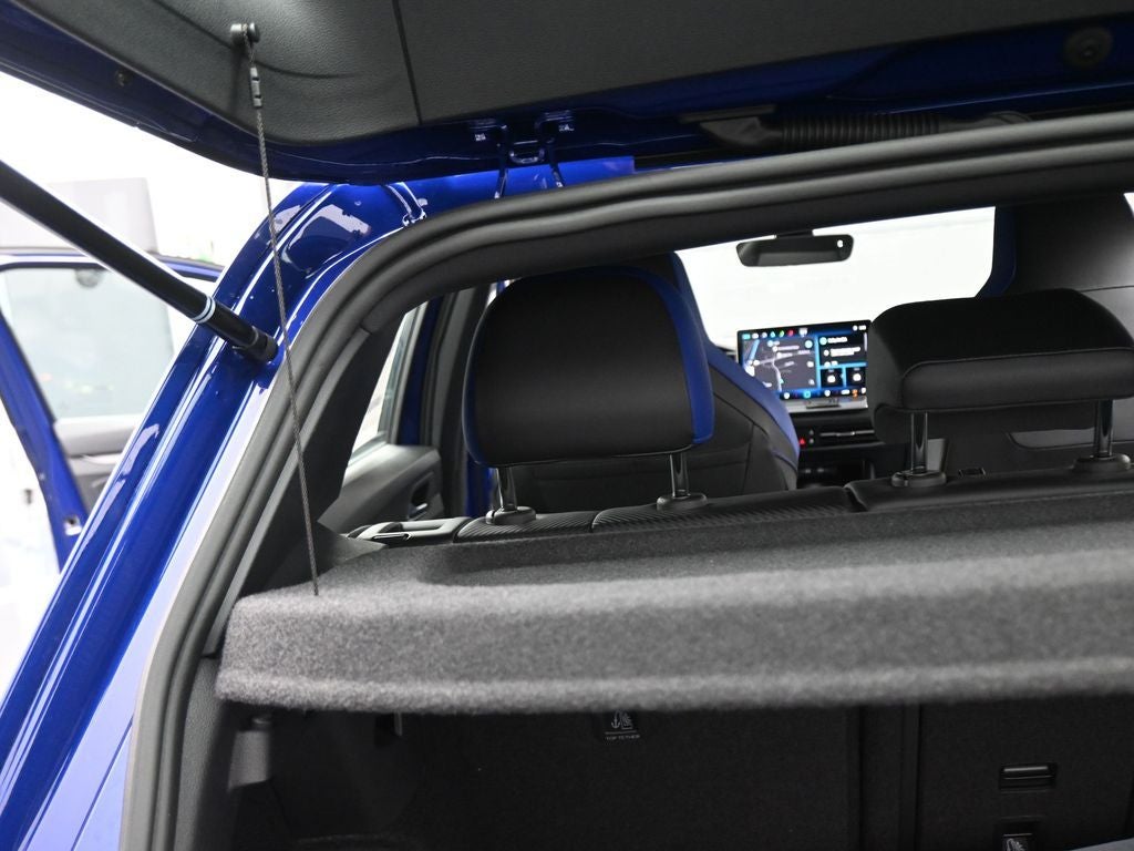 2026 Volkswagen Golf R 2.0T