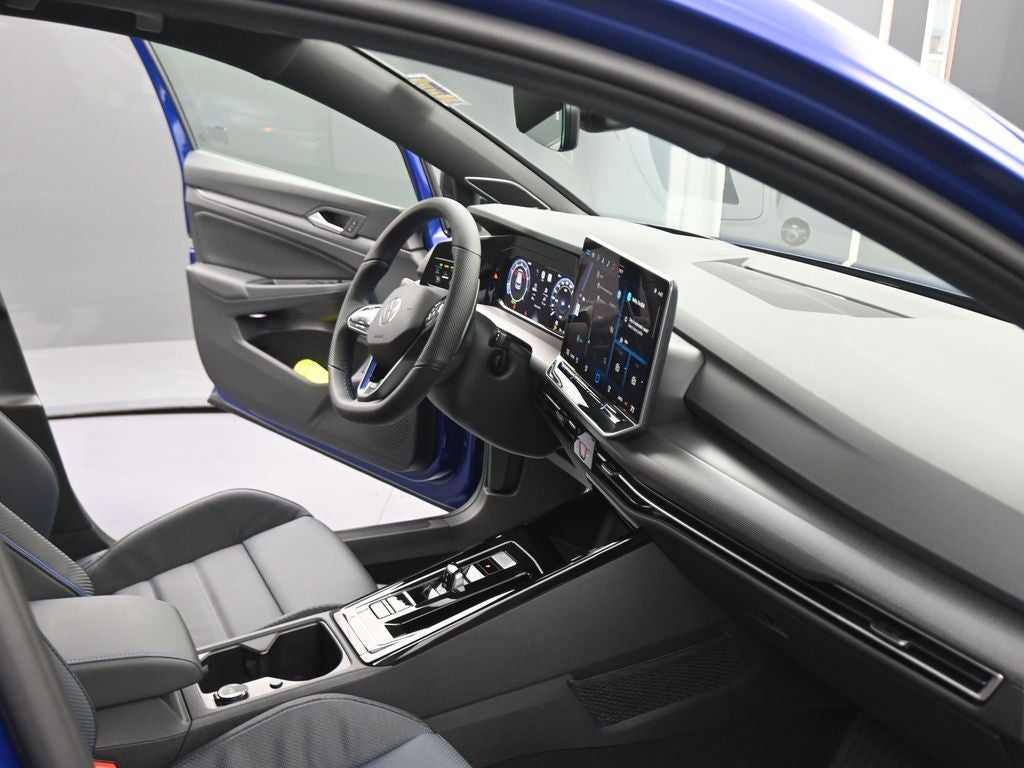 2026 Volkswagen Golf R 2.0T