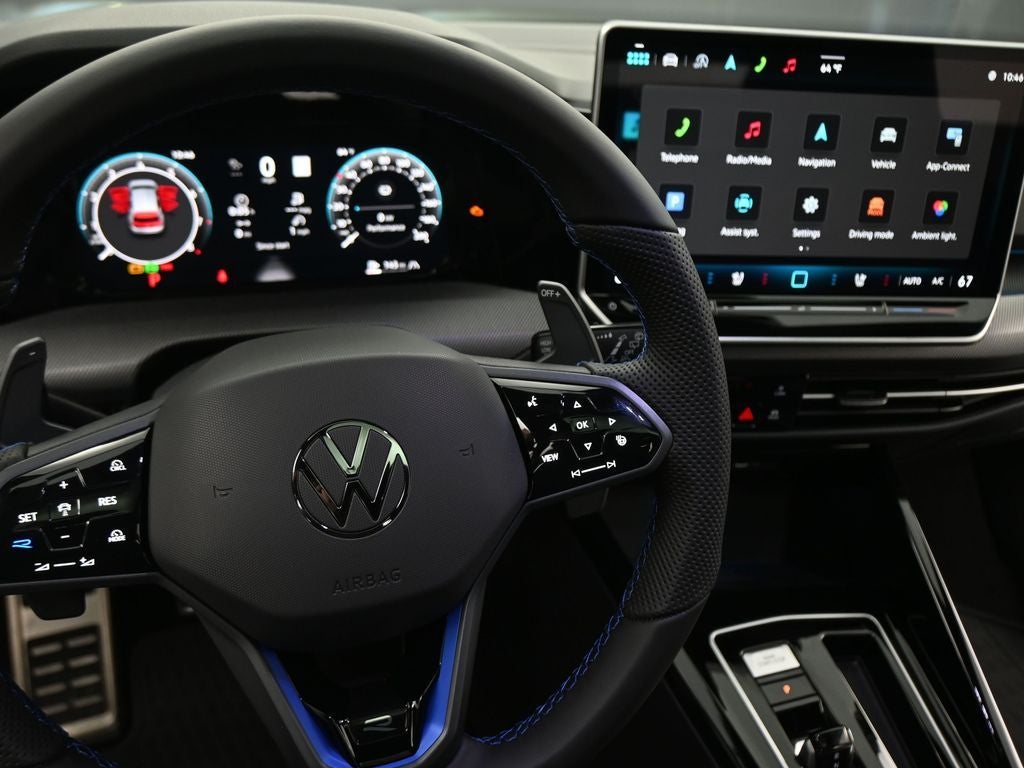 2026 Volkswagen Golf R 2.0T