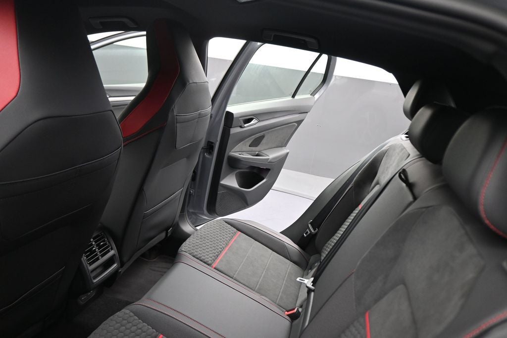 2026 Volkswagen Golf GTI 2.0T SE