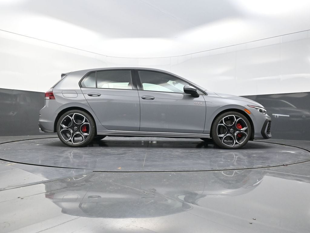 2025 Volkswagen Golf GTI Autobahn