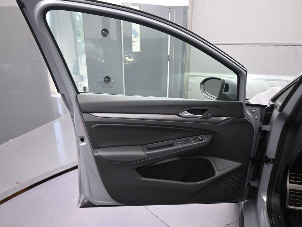 2025 Volkswagen Golf GTI Autobahn