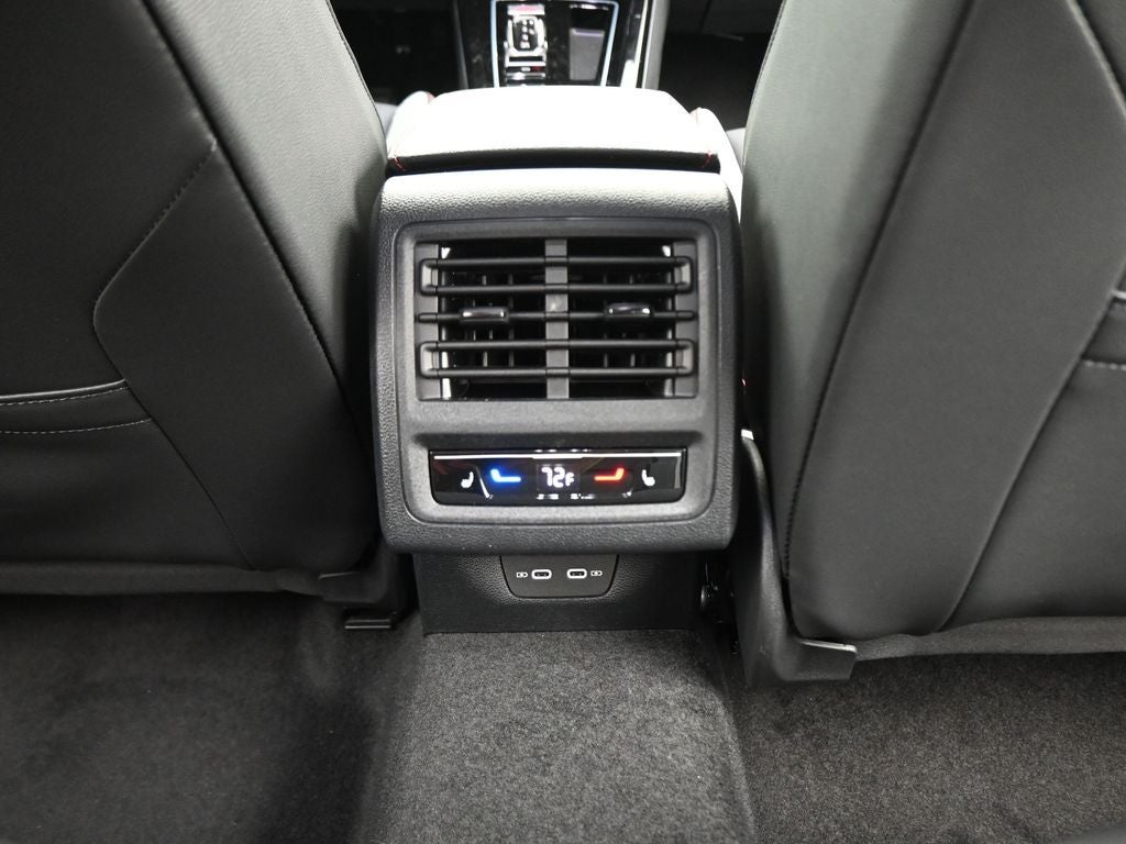 2025 Volkswagen Golf GTI Autobahn