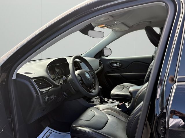 2022 Jeep Cherokee Trailhawk