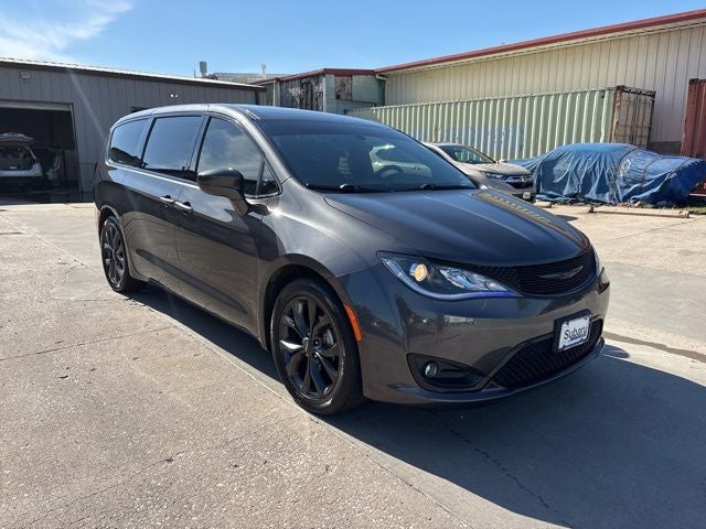 2018 Chrysler Pacifica Touring Plus