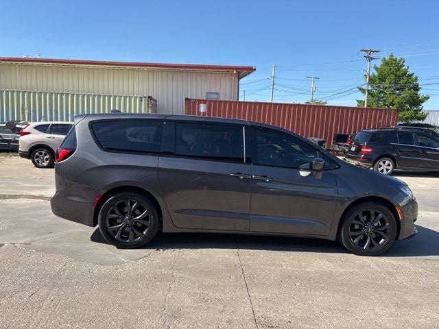 2018 Chrysler Pacifica Touring Plus