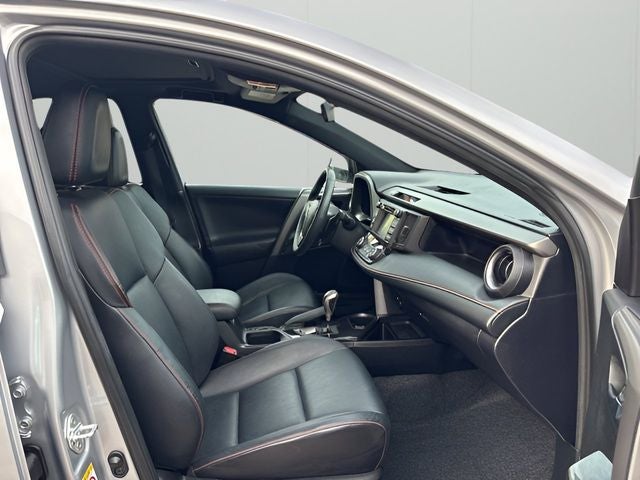 2016 Toyota RAV4 SE