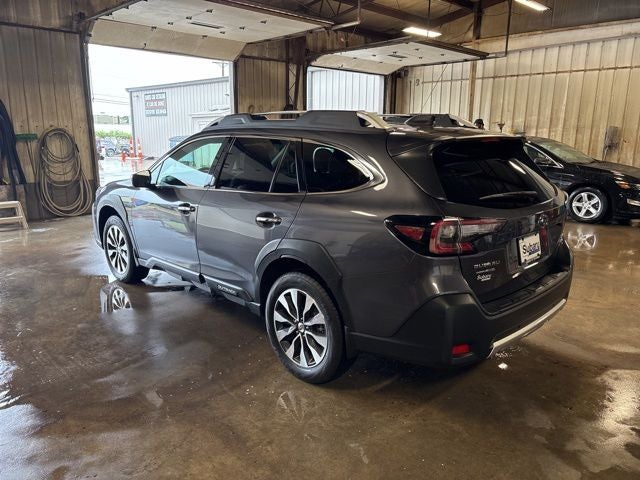 2025 Subaru Outback Touring XT