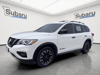 2019 Nissan Pathfinder SL