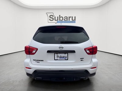 2019 Nissan Pathfinder SL