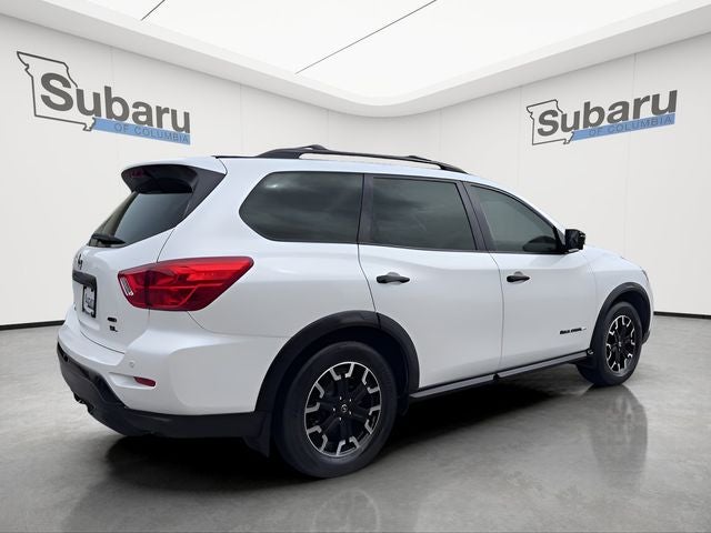 2019 Nissan Pathfinder SL