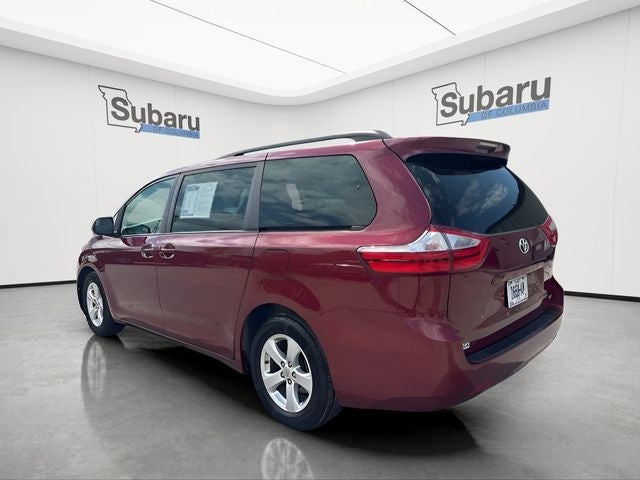 2017 Toyota Sienna LE 8 Passenger