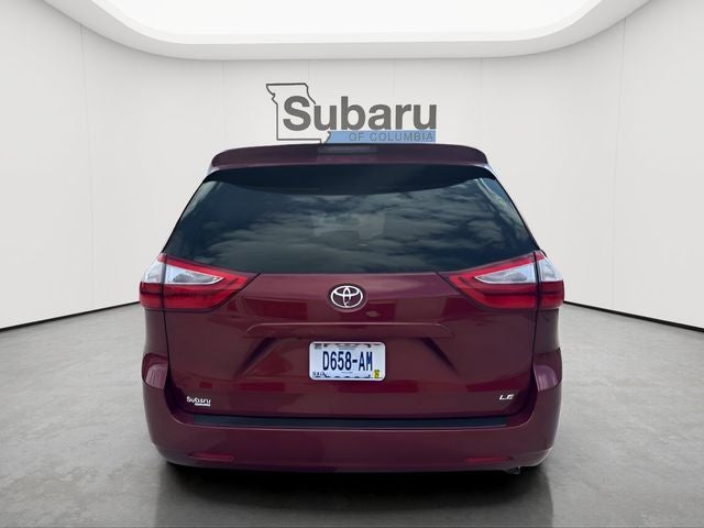2017 Toyota Sienna LE 8 Passenger