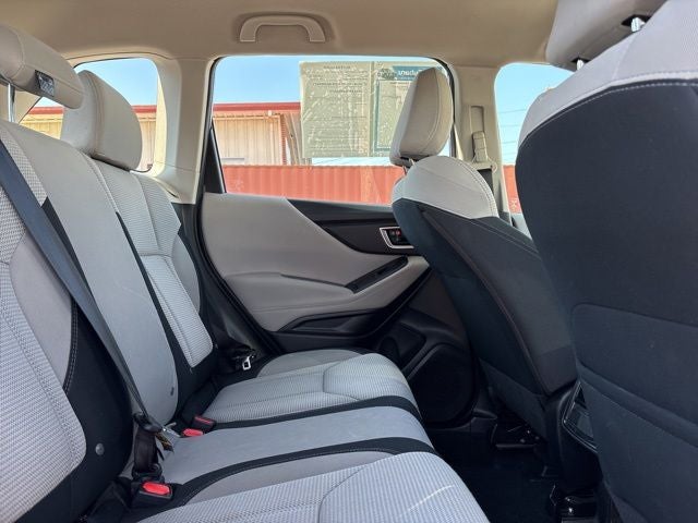 2022 Subaru Forester Base