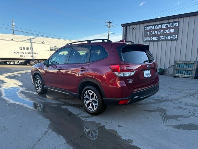 2022 Subaru Forester Premium