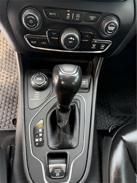 2022 Jeep Cherokee X