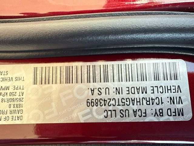 2026 Jeep Grand Cherokee Laredo