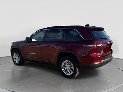 2026 Jeep Grand Cherokee Laredo