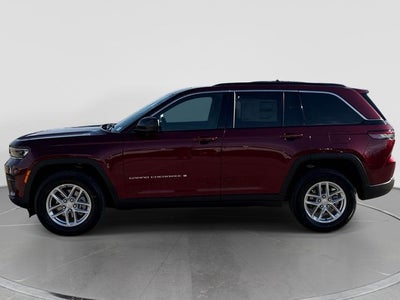 2026 Jeep Grand Cherokee Laredo