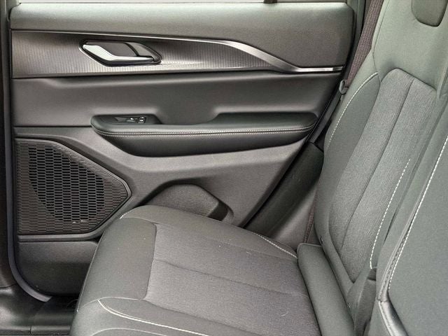 2026 Jeep Grand Cherokee Laredo X