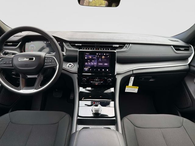 2026 Jeep Grand Cherokee Laredo X