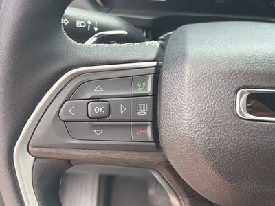 2026 Jeep Grand Cherokee Laredo Altitude