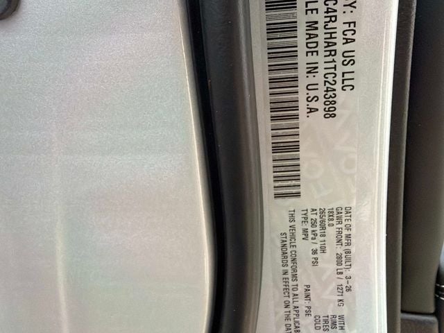 2026 Jeep Grand Cherokee Laredo Altitude