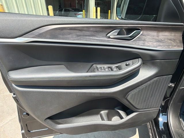 2026 Jeep Grand Cherokee Altitude