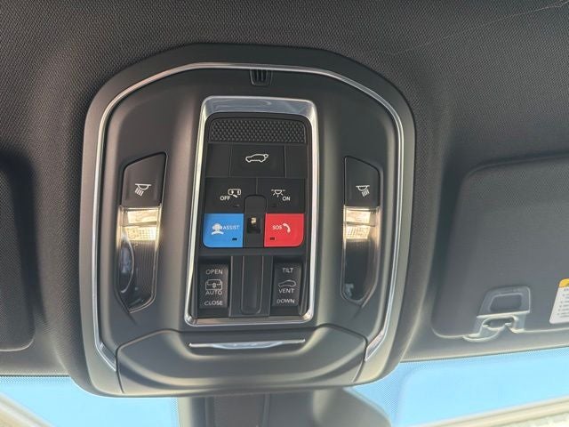 2026 Jeep Grand Cherokee Altitude