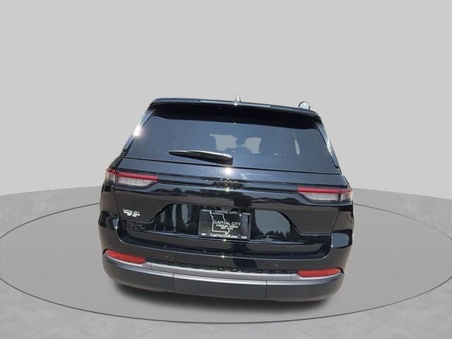 2026 Jeep Grand Cherokee Altitude