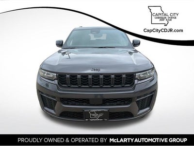 2026 Jeep Grand Cherokee Laredo