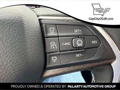 2026 Jeep Grand Cherokee Laredo