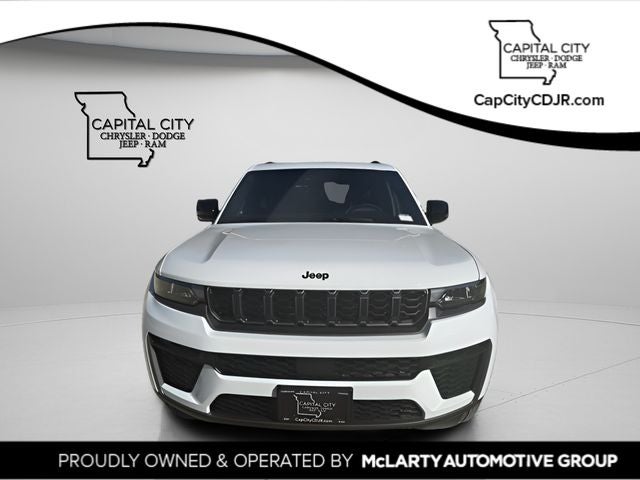 2026 Jeep Grand Cherokee Laredo