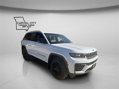 2026 Jeep Grand Cherokee Laredo
