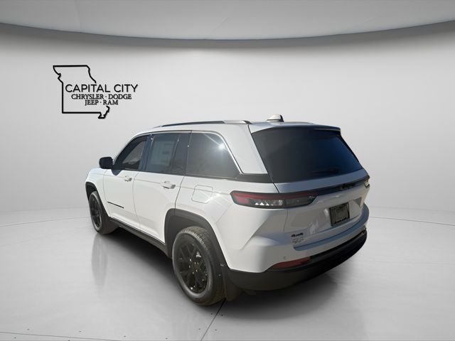 2026 Jeep Grand Cherokee Laredo