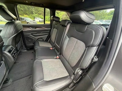 2026 Jeep Grand Cherokee Laredo Altitude