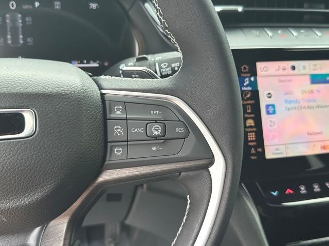 2026 Jeep Grand Cherokee Laredo Altitude