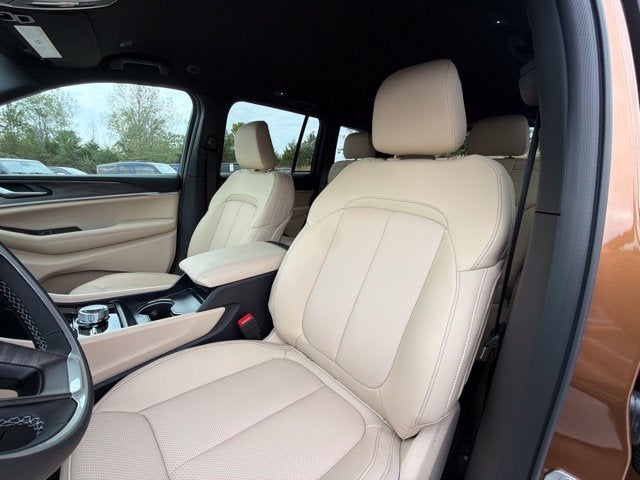 2027 Jeep Grand Cherokee Limited
