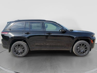 2026 Jeep Grand Cherokee Summit