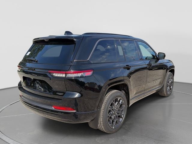 2026 Jeep Grand Cherokee Summit