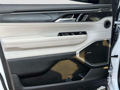 2023 Jeep Wagoneer L Base