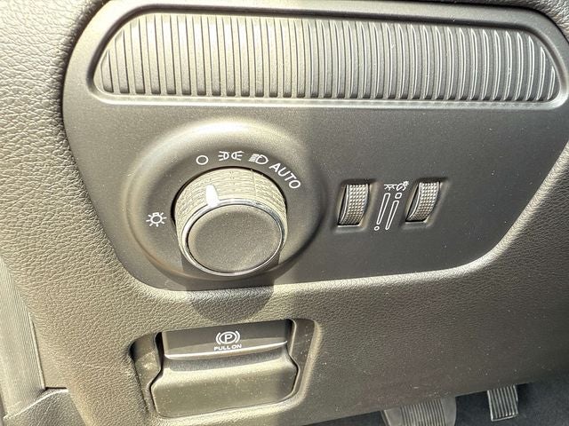 2026 Jeep Grand Wagoneer L 4x4