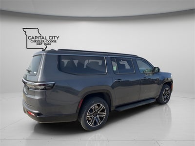 2026 Jeep Grand Wagoneer L 4x4