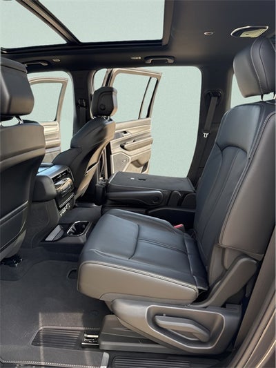 2026 Jeep Grand Wagoneer L 4x4