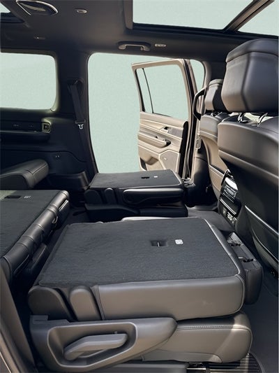 2026 Jeep Grand Wagoneer L 4x4