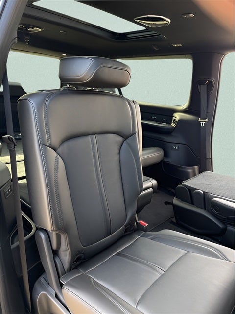 2026 Jeep Grand Wagoneer L 4x4