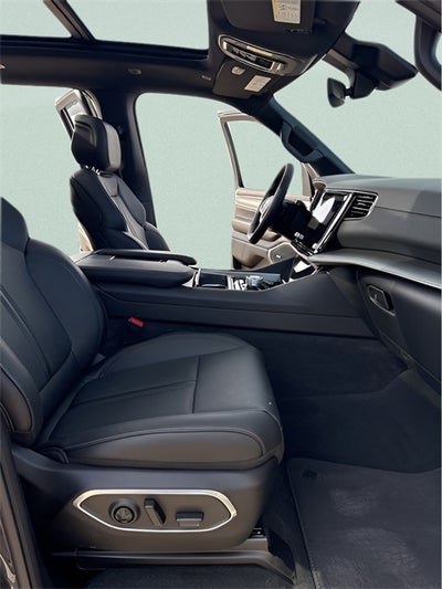 2026 Jeep Grand Wagoneer L 4x4