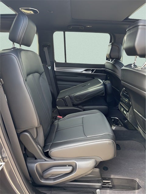 2026 Jeep Grand Wagoneer 4x4