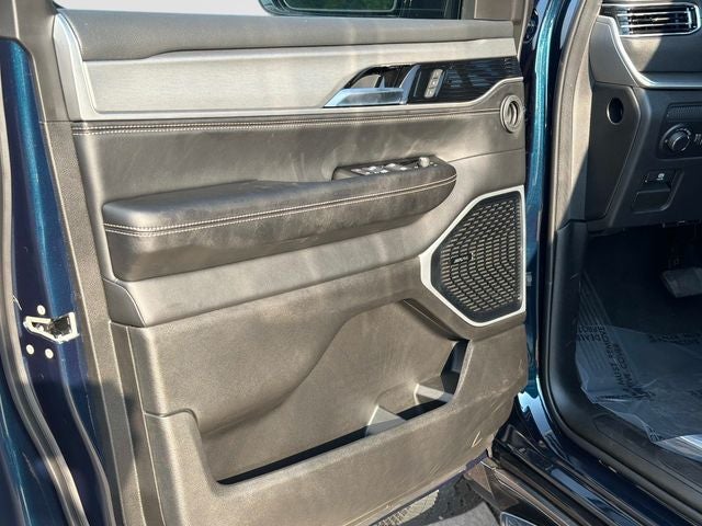 2026 Jeep Grand Wagoneer Upland